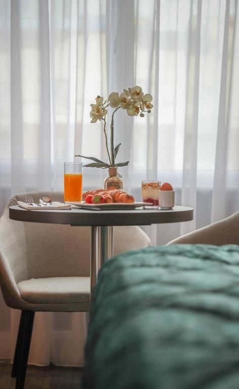 Отель Grand Canal Hotel Дублин